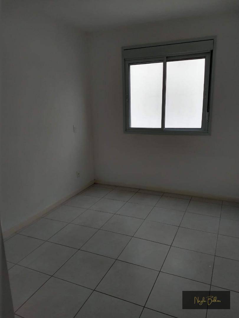 Apartamento à venda com 3 quartos, 79m² - Foto 9