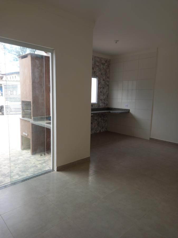 Casa à venda com 2 quartos, 125m² - Foto 4