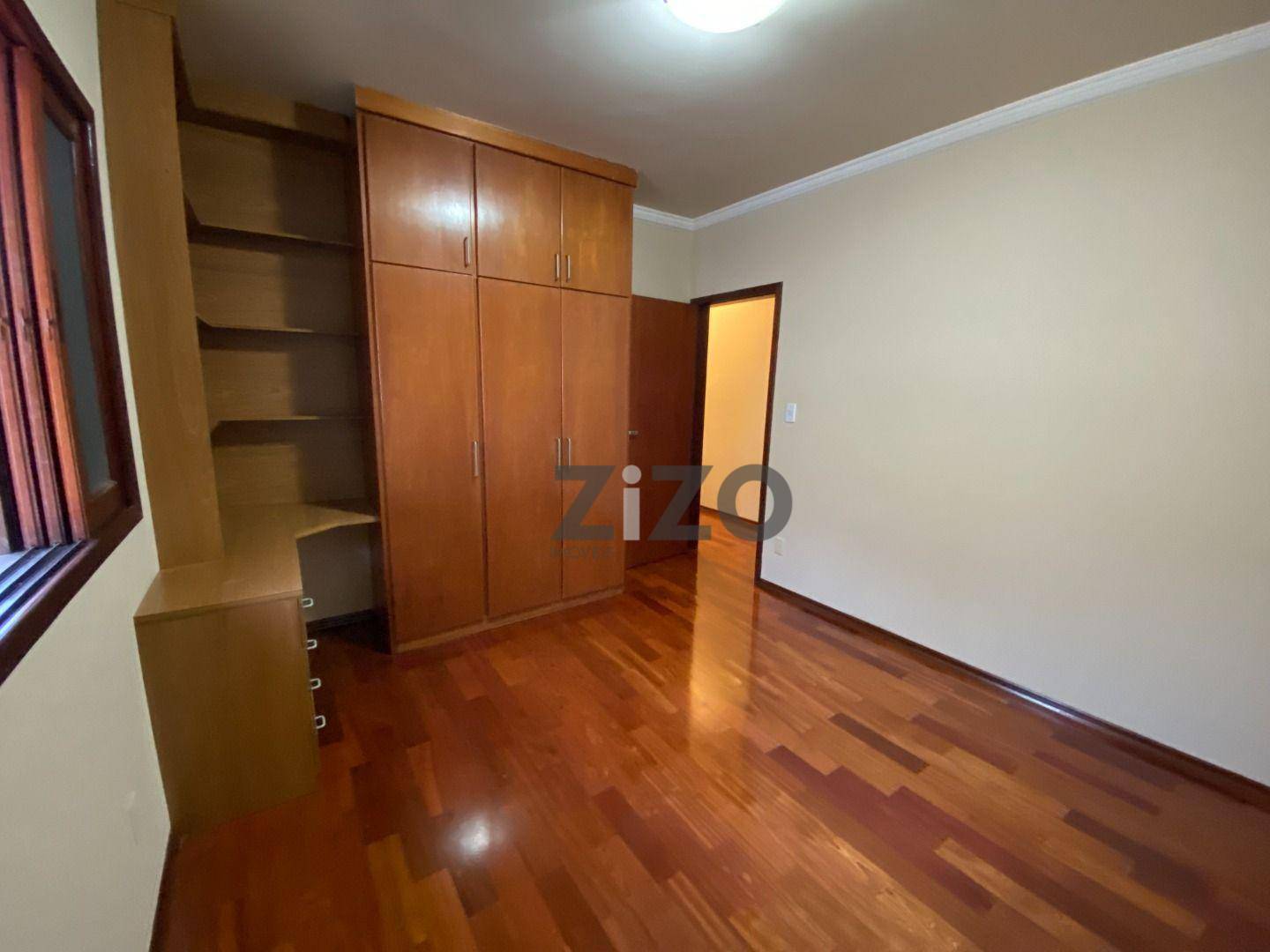 Casa de Condomínio para alugar com 5 quartos, 325m² - Foto 33