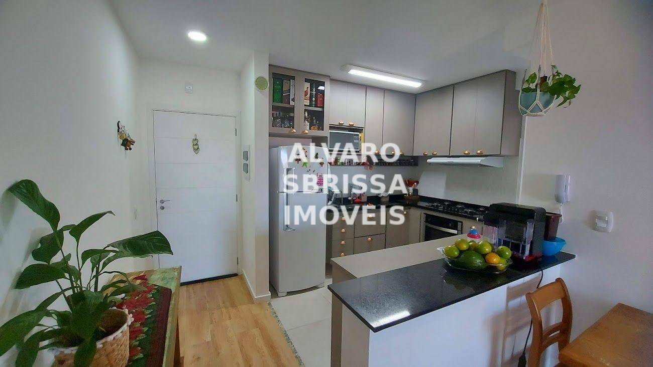 Apartamento à venda com 2 quartos, 65m² - Foto 29