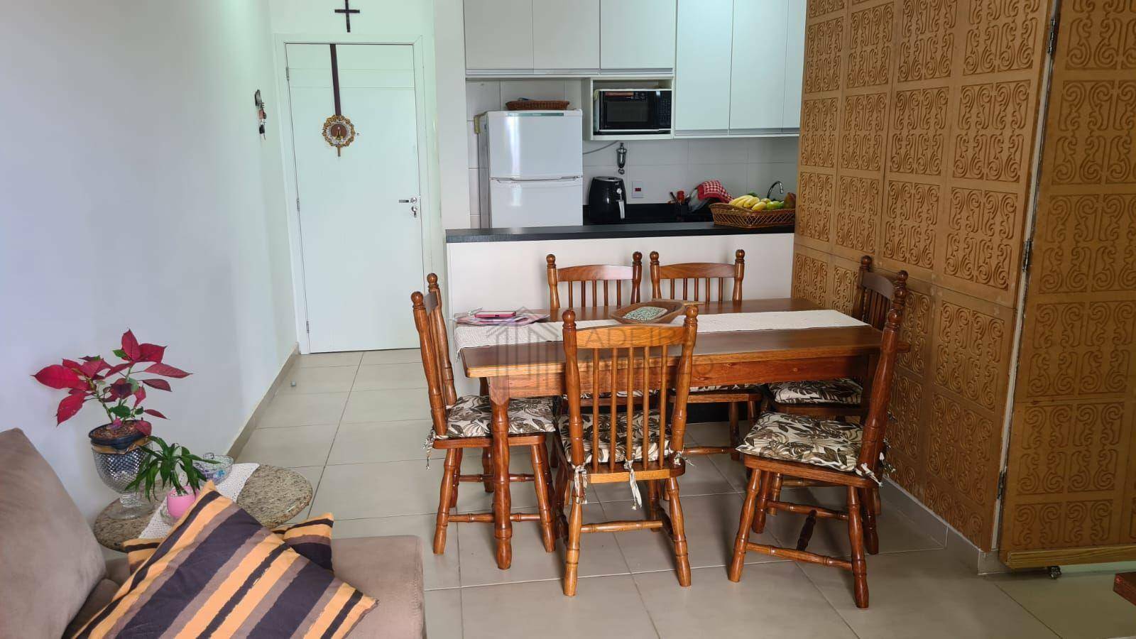 Apartamento à venda com 3 quartos, 77m² - Foto 4