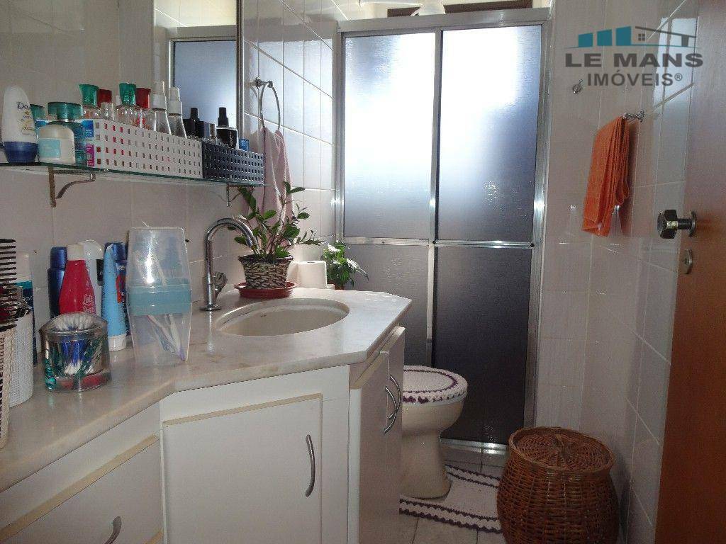 Apartamento à venda com 3 quartos, 74m² - Foto 38