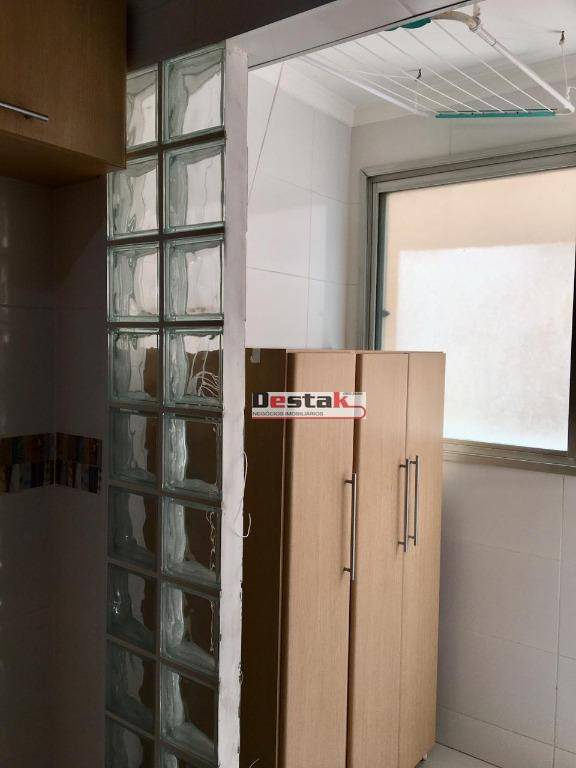 Apartamento à venda com 3 quartos, 85m² - Foto 4