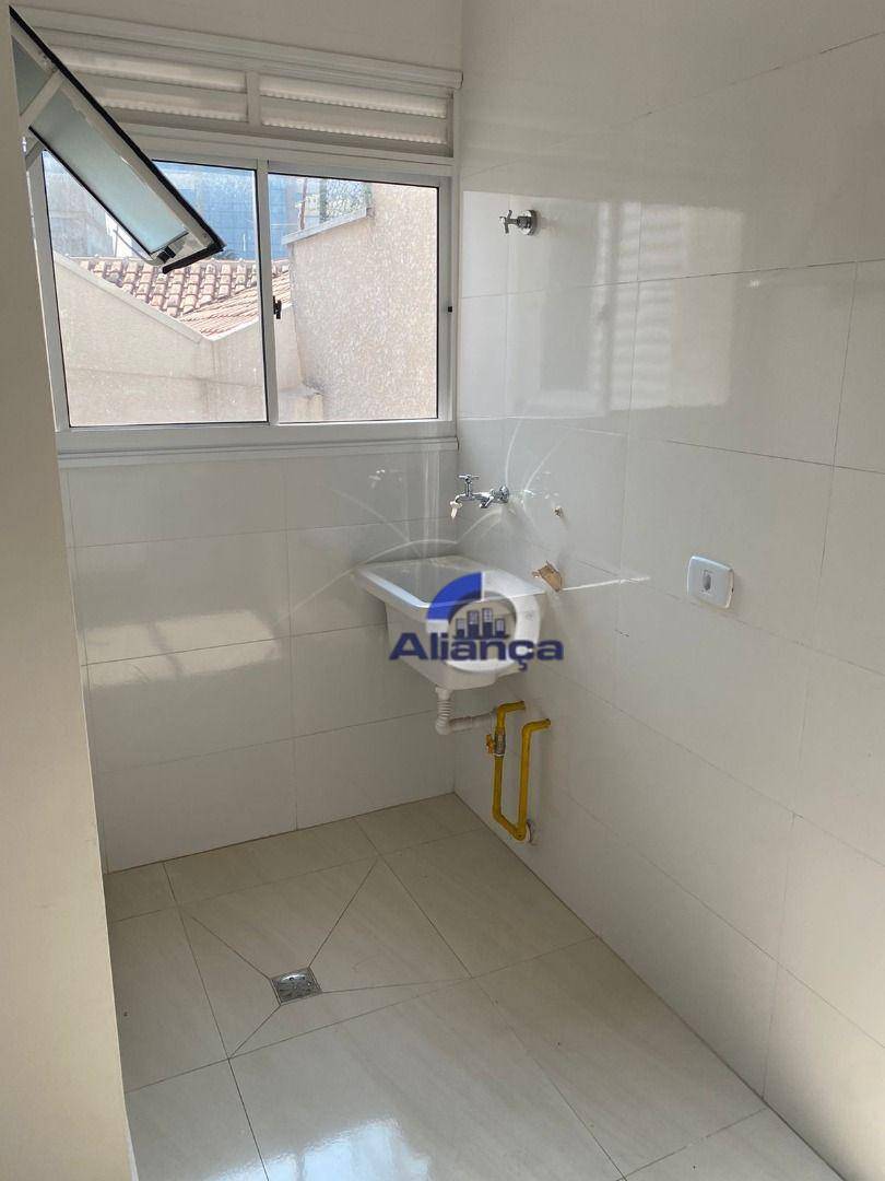 Apartamento para alugar com 2 quartos, 35m² - Foto 17