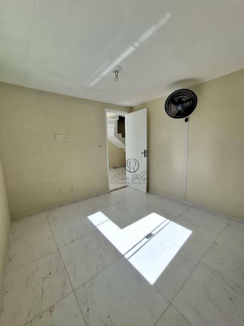 Casa à venda com 3 quartos, 107m² - Foto 7