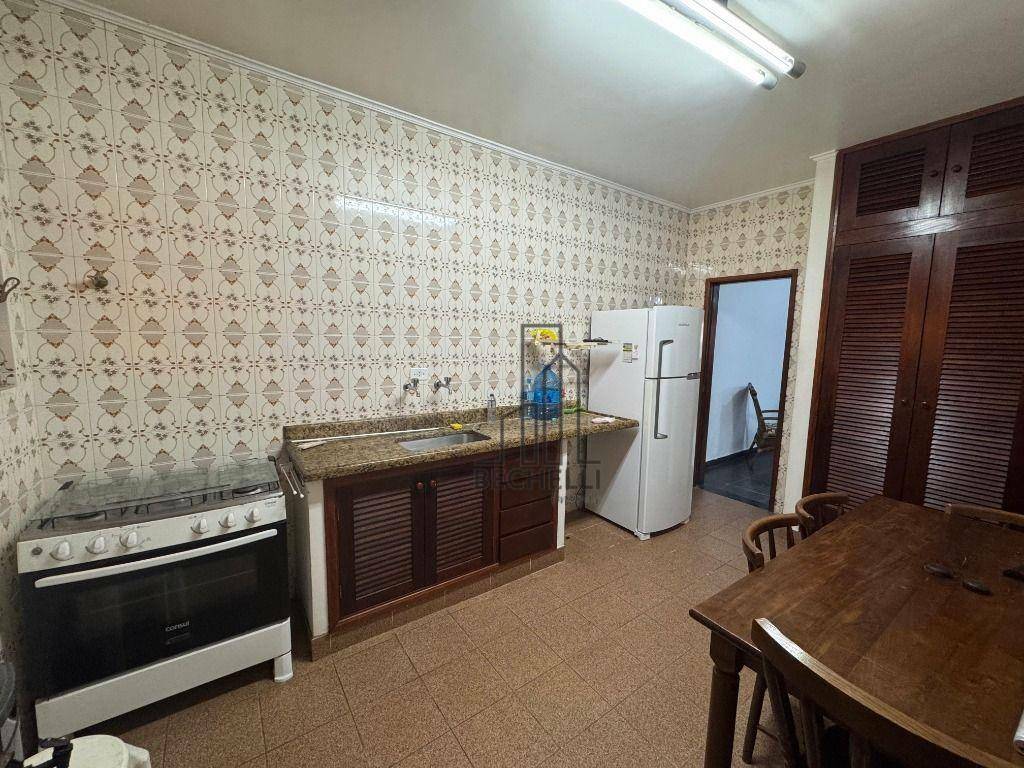 Casa para alugar com 2 quartos, 93m² - Foto 5