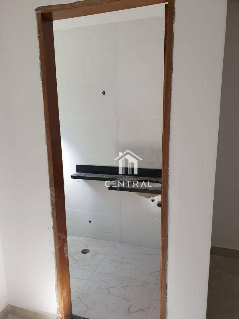 Sobrado à venda com 3 quartos, 100m² - Foto 14