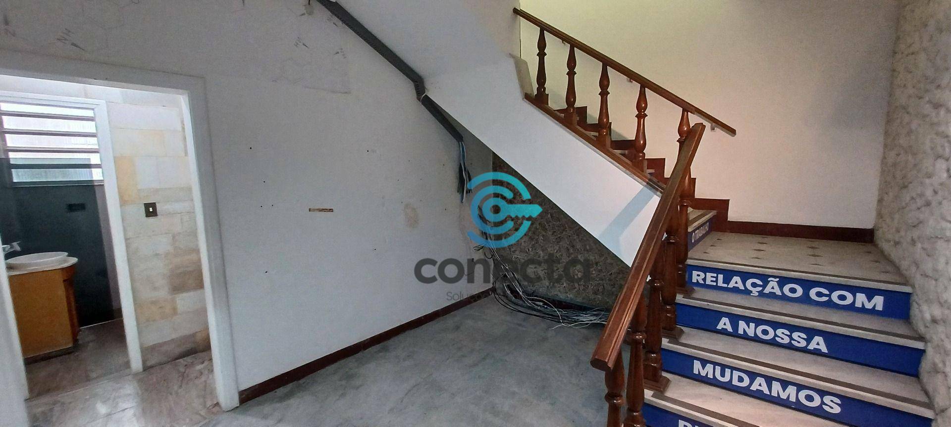 Casa à venda e aluguel com 8 quartos, 444m² - Foto 30