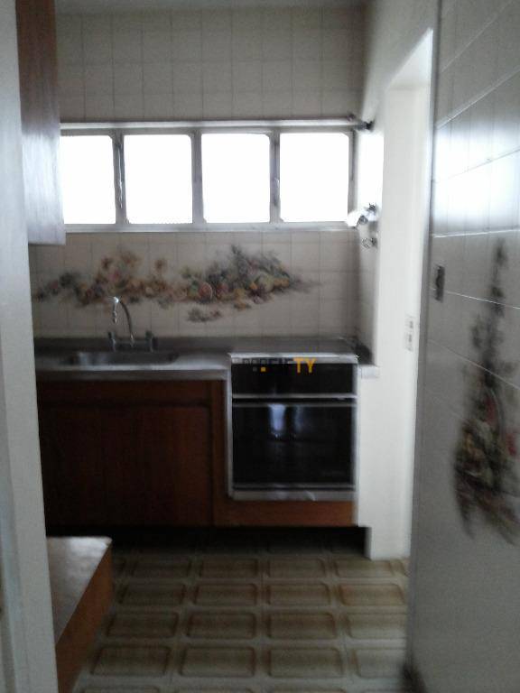 Apartamento à venda e aluguel com 2 quartos, 86m² - Foto 13