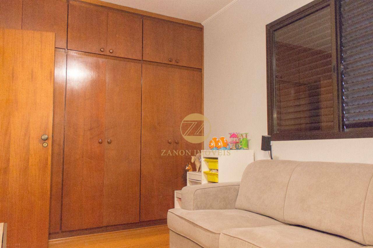 Apartamento à venda com 3 quartos, 134m² - Foto 11