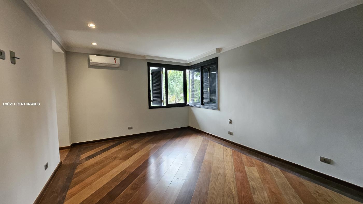 Casa à venda com 5 quartos, 420m² - Foto 41