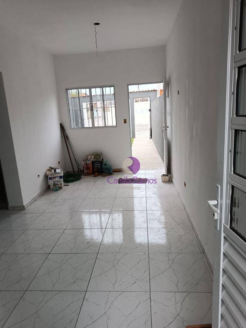 Casa à venda com 2 quartos, 70m² - Foto 10