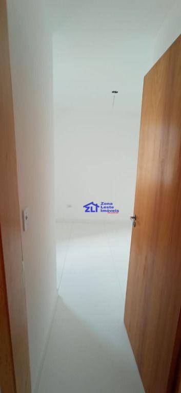 Apartamento à venda com 2 quartos, 39m² - Foto 11