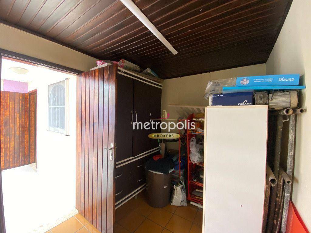 Sobrado à venda com 3 quartos, 247m² - Foto 35