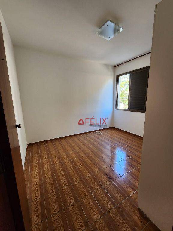 Apartamento à venda com 3 quartos, 111m² - Foto 12