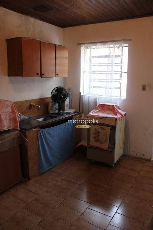 Casa à venda com 2 quartos, 240m² - Foto 15