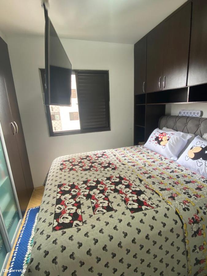 Apartamento à venda com 3 quartos, 67m² - Foto 3