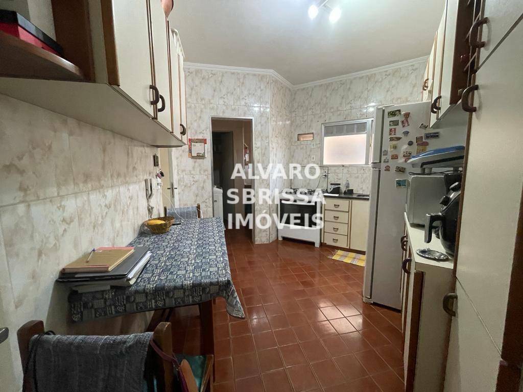 Apartamento à venda com 3 quartos, 97m² - Foto 9