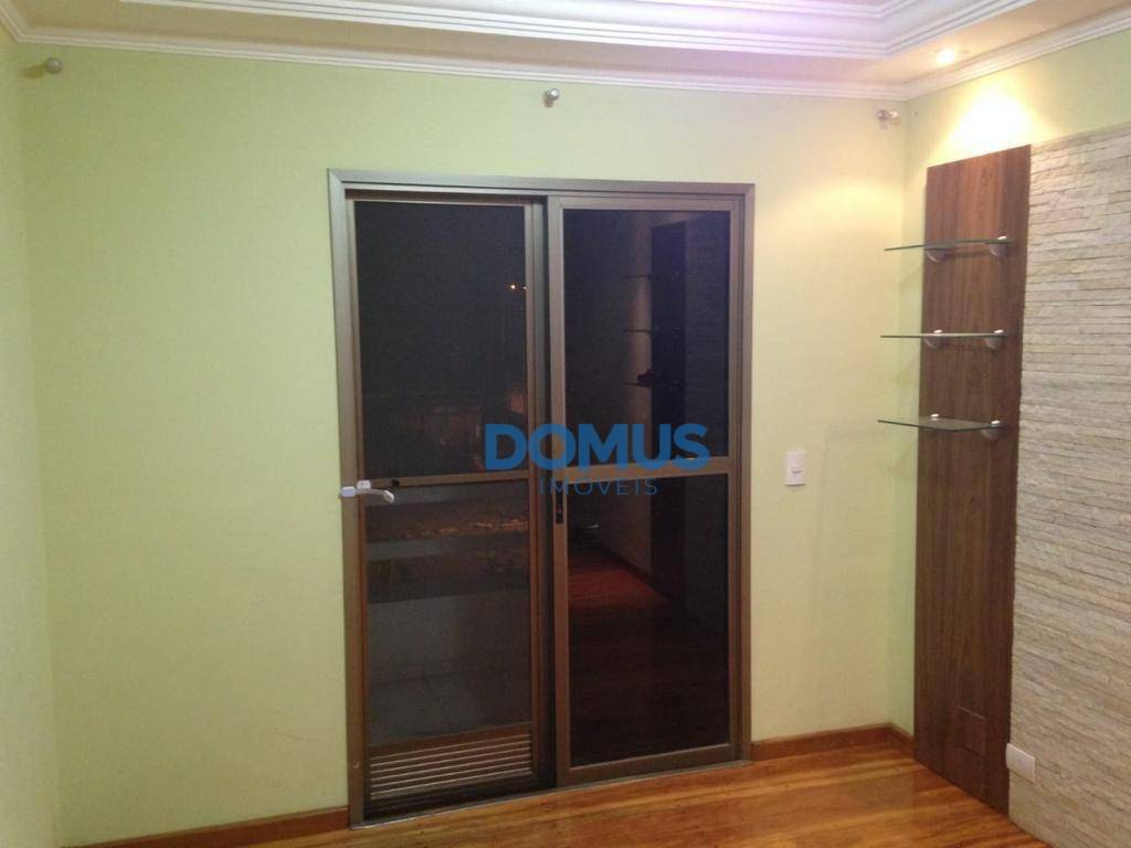 Apartamento à venda com 3 quartos, 85m² - Foto 2