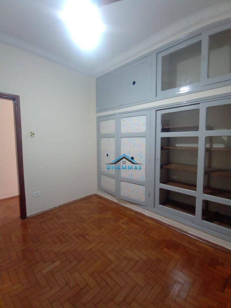 Casa à venda com 3 quartos, 240m² - Foto 9