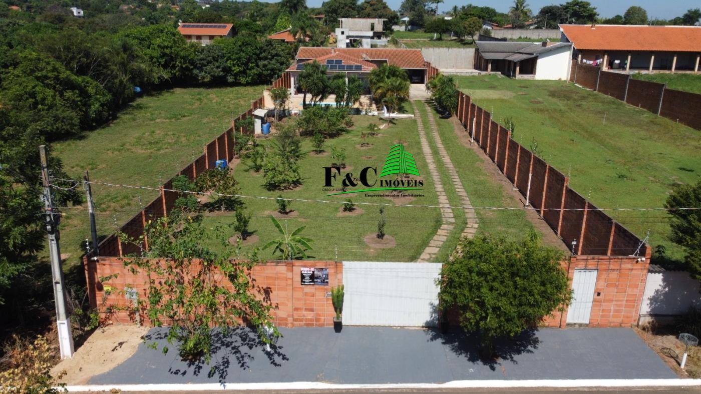 Fazenda à venda com 2 quartos, 1500m² - Foto 2