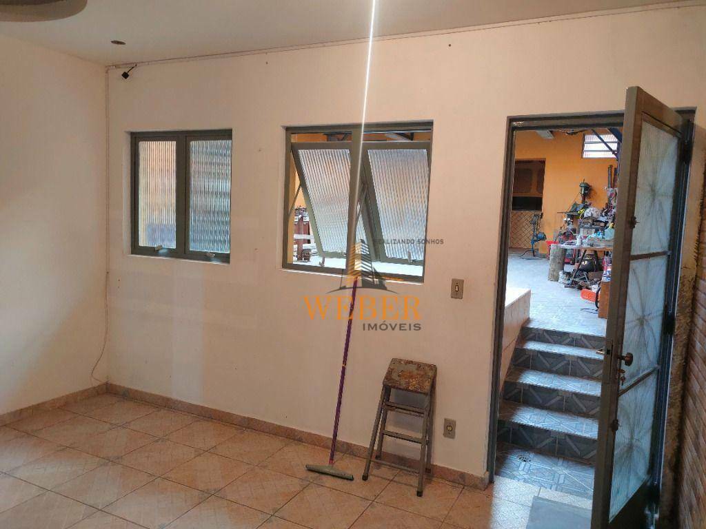 Sobrado à venda com 5 quartos, 216m² - Foto 26