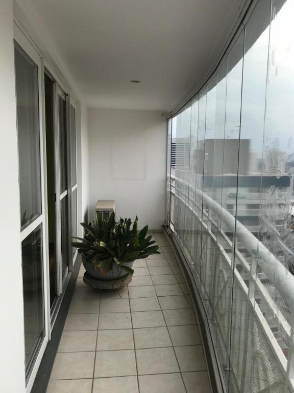 Apartamento à venda com 3 quartos, 125m² - Foto 1