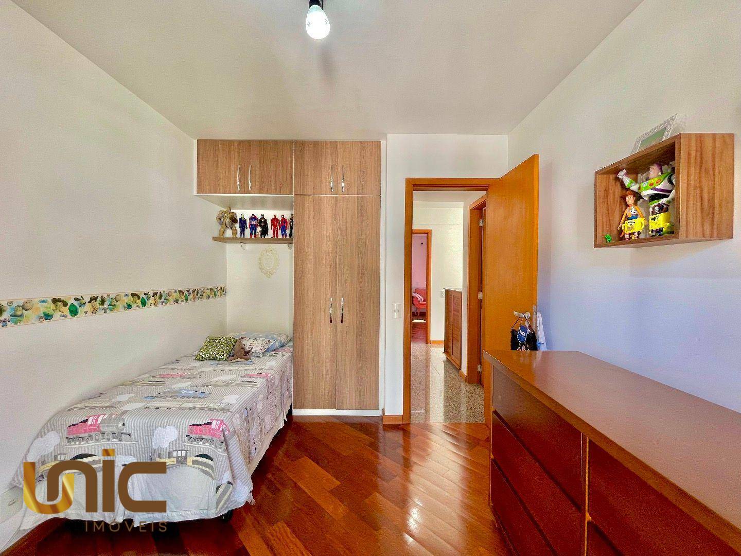 Casa de Condomínio à venda com 4 quartos, 258m² - Foto 26