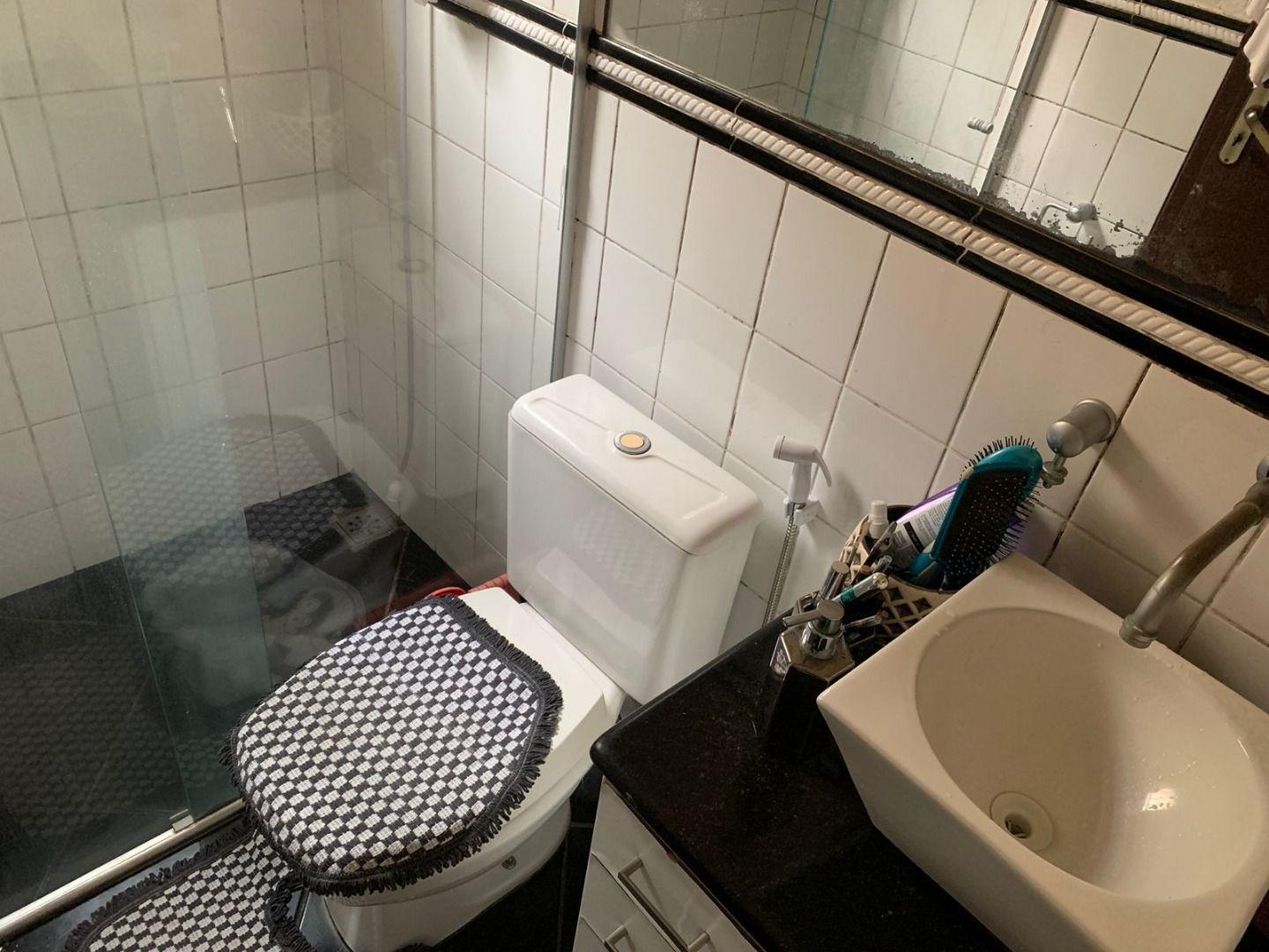 Casa à venda com 2 quartos, 188m² - Foto 10
