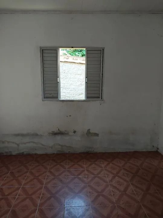 Casa à venda com 1 quarto, 135m² - Foto 3