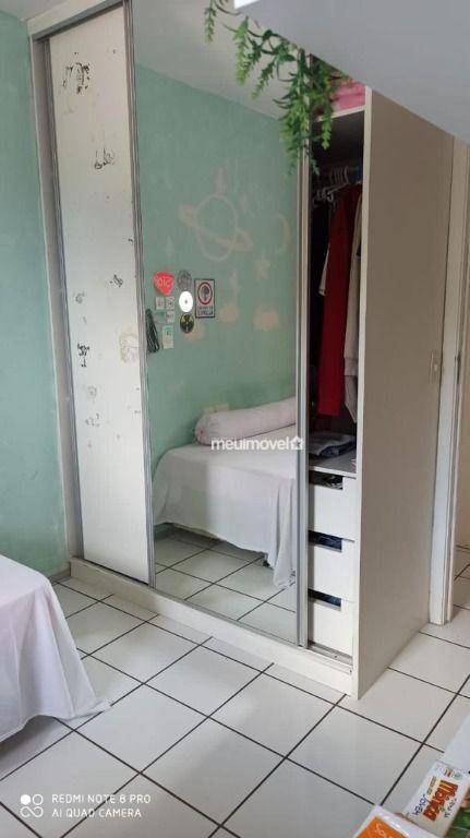 Apartamento para alugar com 3 quartos, 97m² - Foto 8