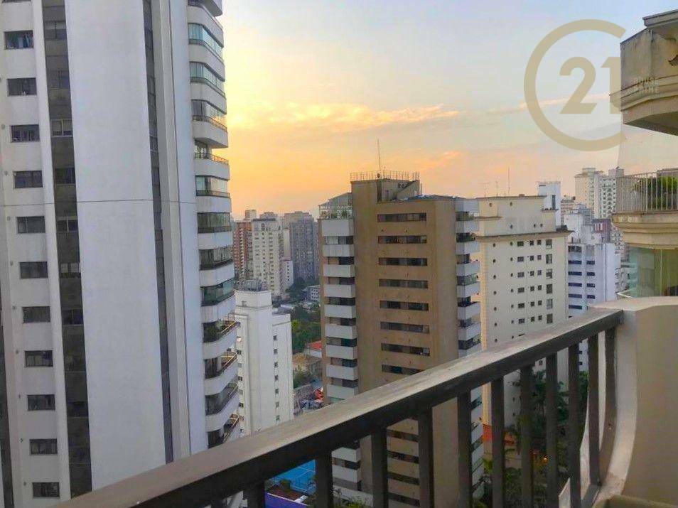 Cobertura à venda e aluguel com 3 quartos, 230m² - Foto 3