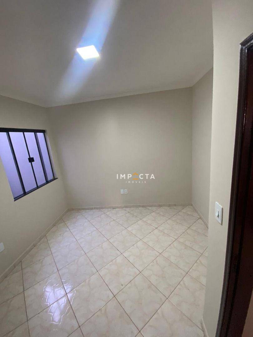 Casa à venda com 3 quartos, 128m² - Foto 2