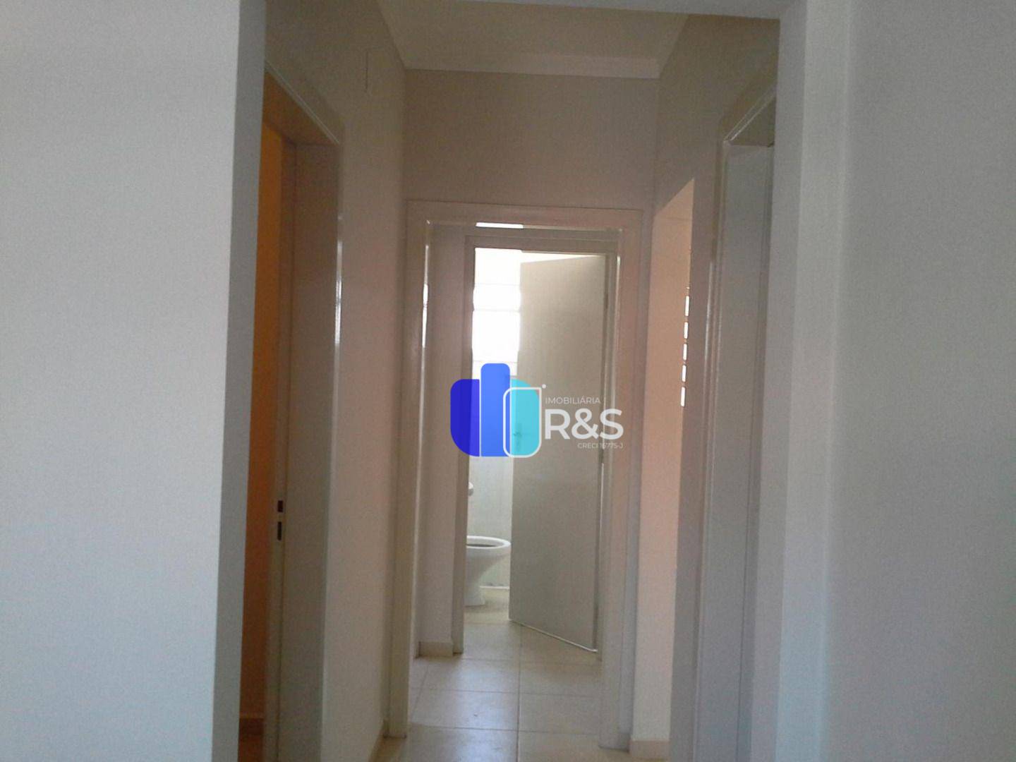 Casa à venda com 3 quartos, 220m² - Foto 6