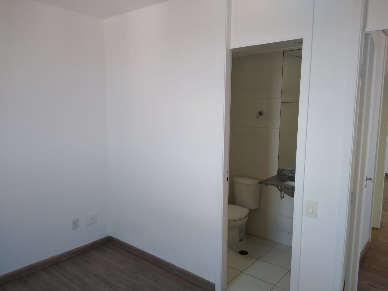 Apartamento à venda com 2 quartos, 70m² - Foto 15