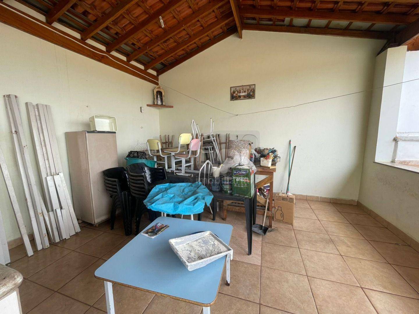 Casa à venda com 3 quartos, 151m² - Foto 27