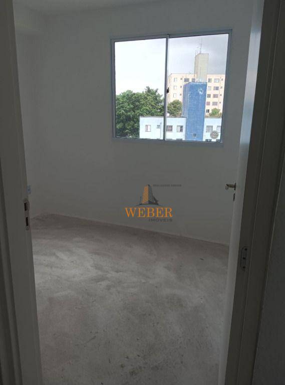 Apartamento à venda com 2 quartos, 43m² - Foto 11