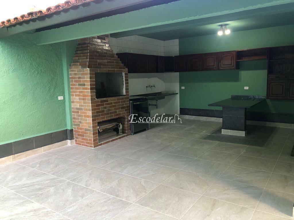 Sobrado à venda com 3 quartos, 200m² - Foto 18