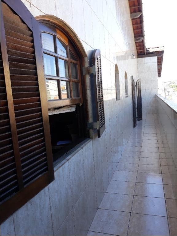 Sobrado à venda com 4 quartos, 360m² - Foto 23