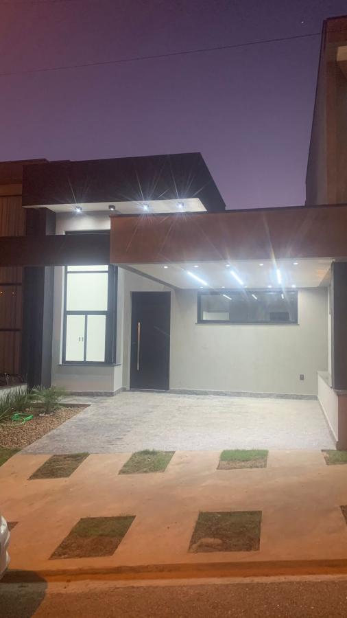 Casa de Condomínio à venda com 3 quartos, 120m² - Foto 2