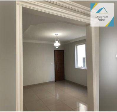 Apartamento à venda com 3 quartos, 130m² - Foto 4