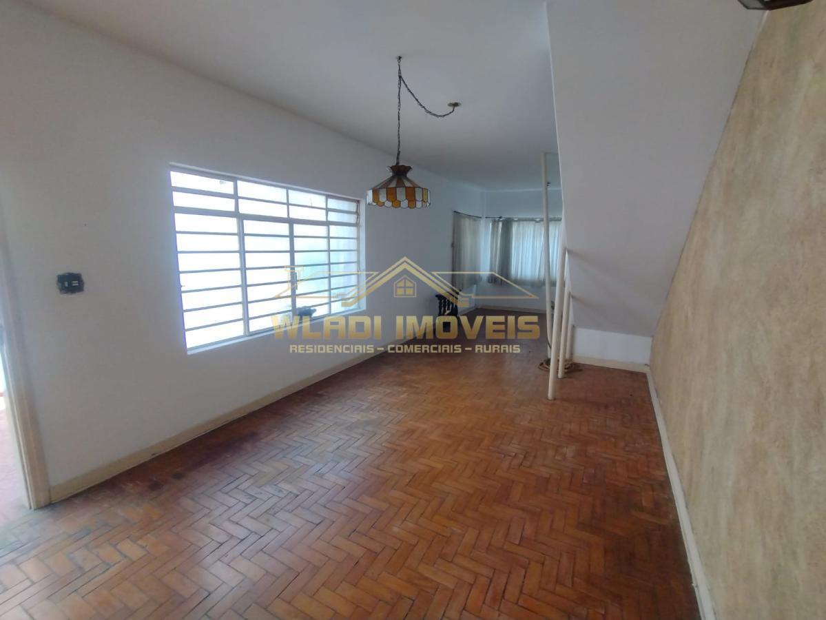 Casa à venda com 3 quartos, 120m² - Foto 13