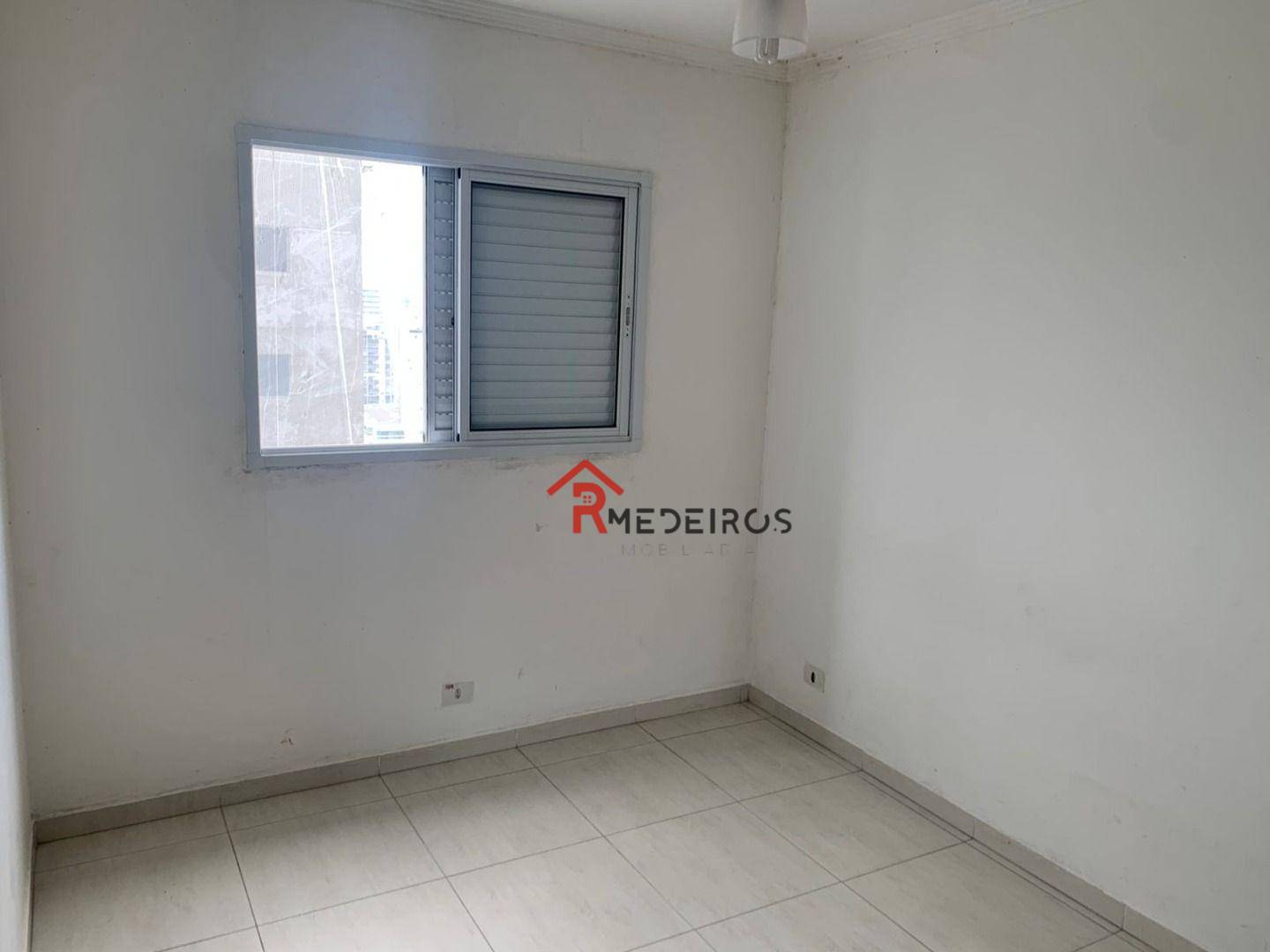 Apartamento à venda com 2 quartos, 80m² - Foto 11