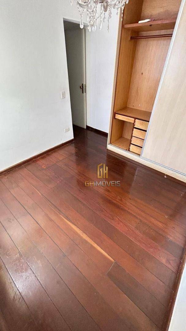 Apartamento à venda com 3 quartos, 221m² - Foto 9