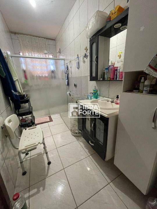 Chácara à venda com 3 quartos, 180m² - Foto 9