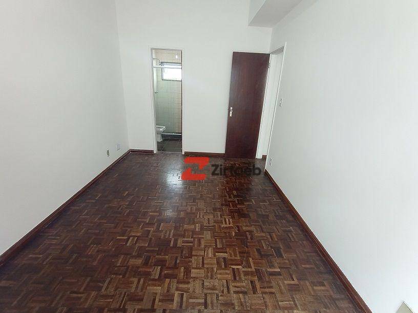 Apartamento para alugar com 2 quartos, 84m² - Foto 3