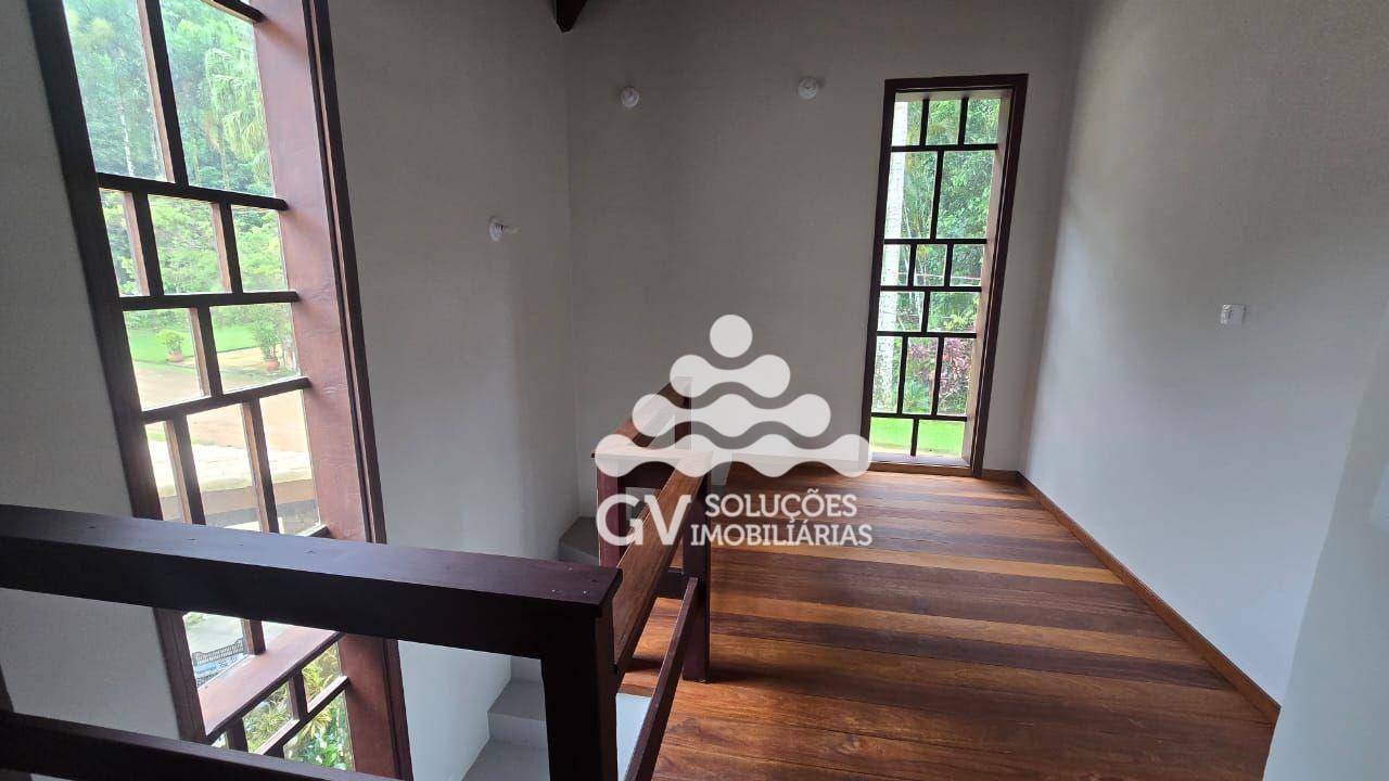 Casa de Condomínio à venda e aluguel com 5 quartos, 335m² - Foto 22