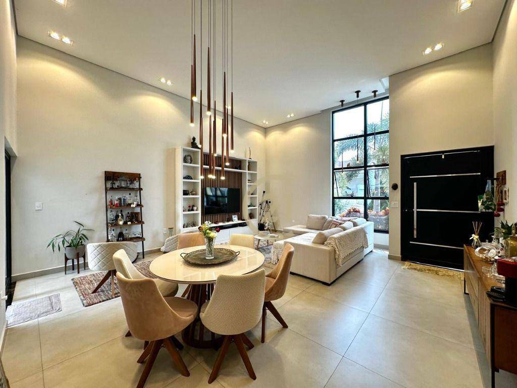 Casa de Condomínio à venda e aluguel com 3 quartos, 180m² - Foto 4