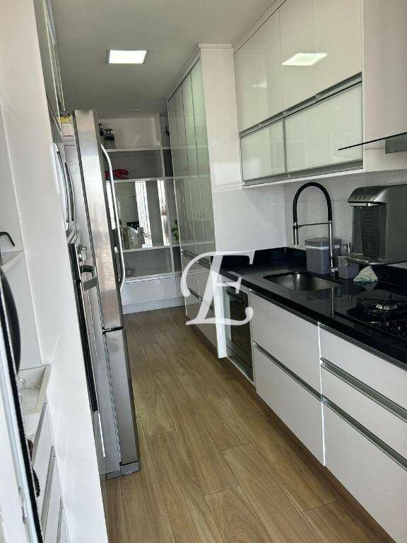 Apartamento à venda com 3 quartos, 134m² - Foto 14