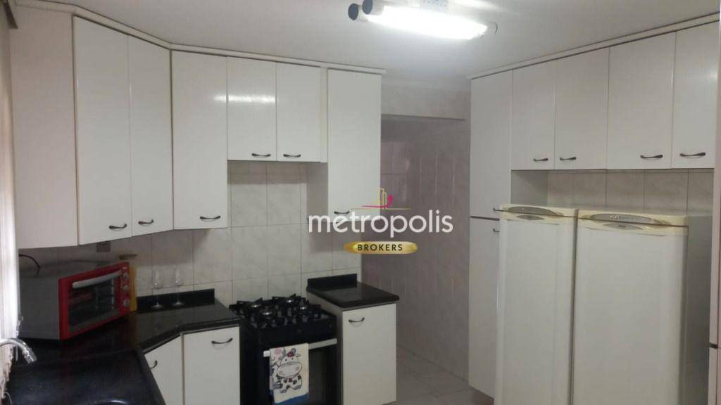 Sobrado à venda com 2 quartos, 233m² - Foto 2